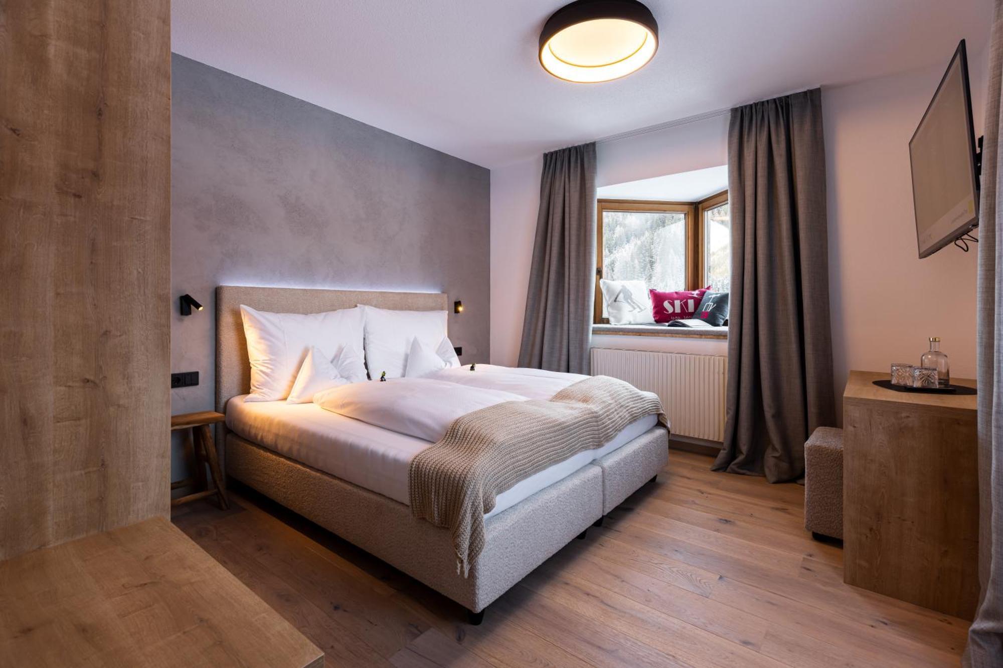 Quality Hosts Arlberg - Afoch Fei - Das Landhaus Sankt Anton am Arlberg Exterior photo